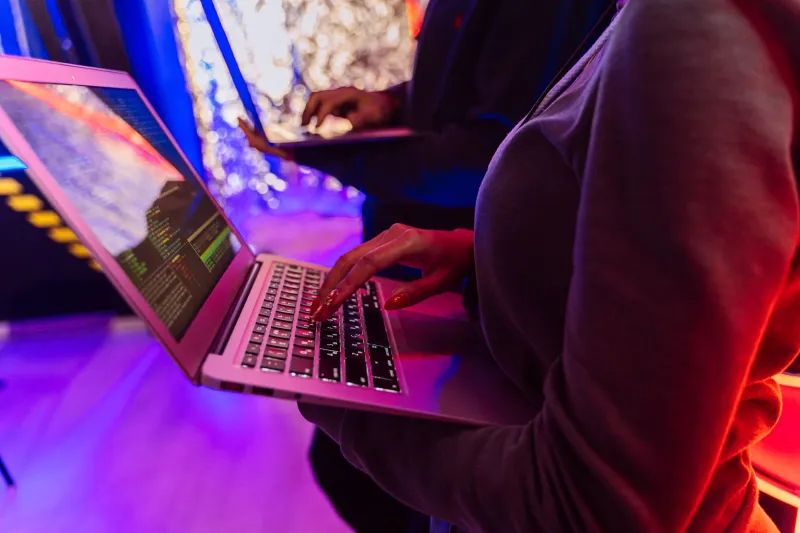 Ballot Stuffing, Bots, and Bad Faith: Your No-Nonsense Guide to Spotting Fake Votes in Online Contests
