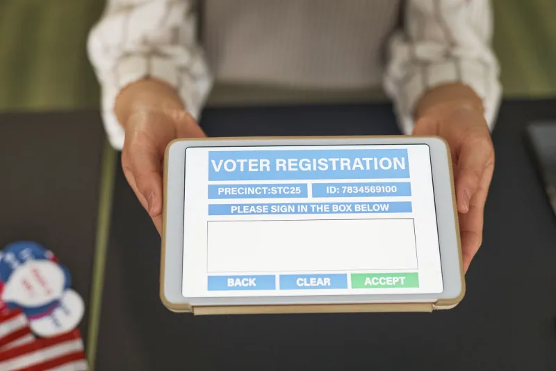 The Surge and the Stumble: Why Poll Leaders Collapse Right When They Should Be Coasting